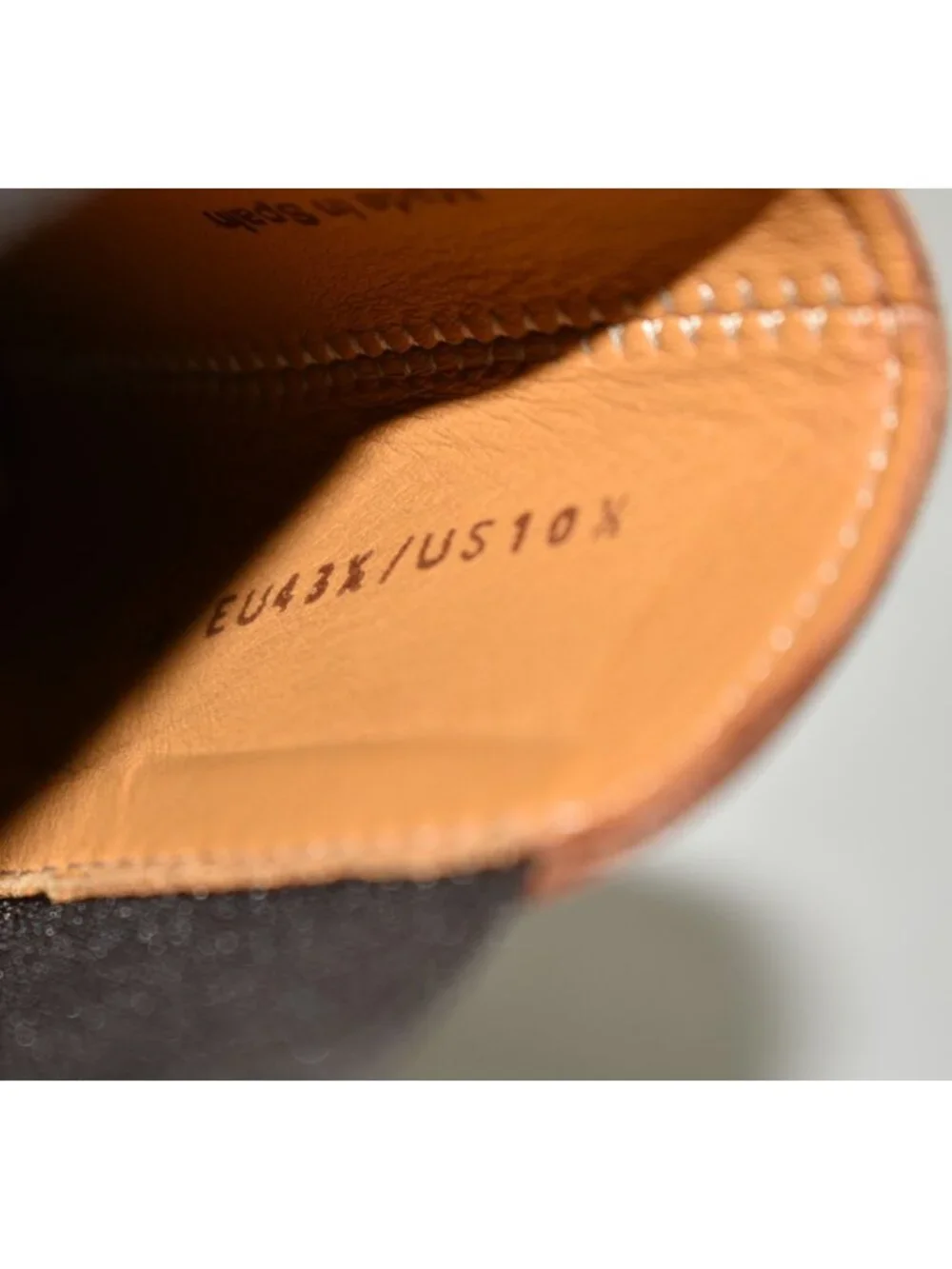 New! MAGNANNI Riley Smooth Leather Chelsea Boots Cognac Brown Size 10.5 M DD150A